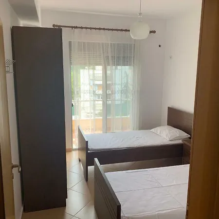 Center Apartment Vlore Exterior photo